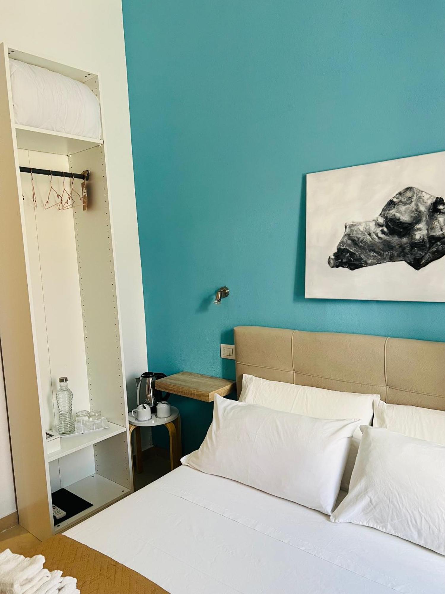 Les Chambres De Francoise Guest House Ольбия Экстерьер фото