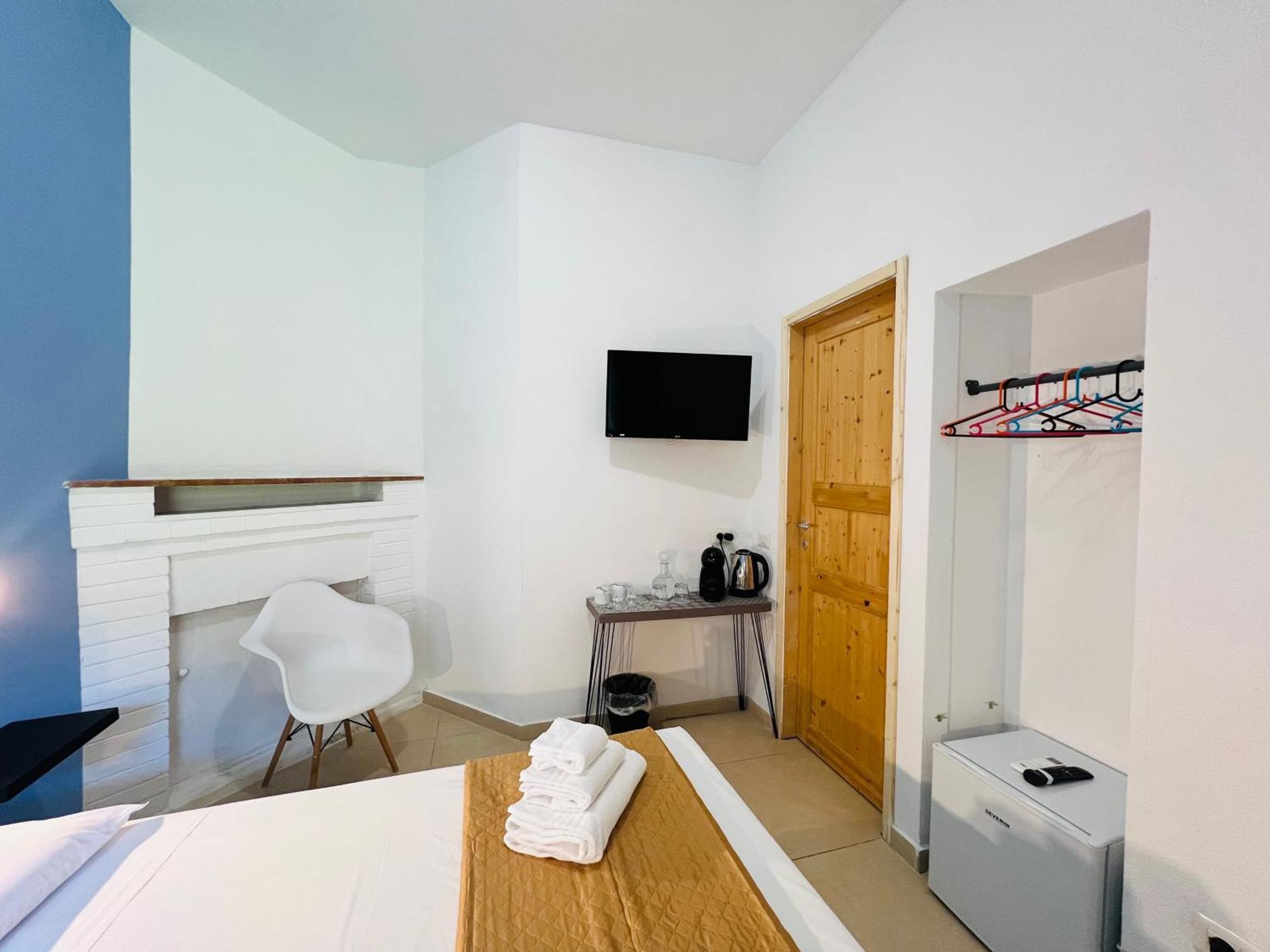 Les Chambres De Francoise Guest House Ольбия Экстерьер фото